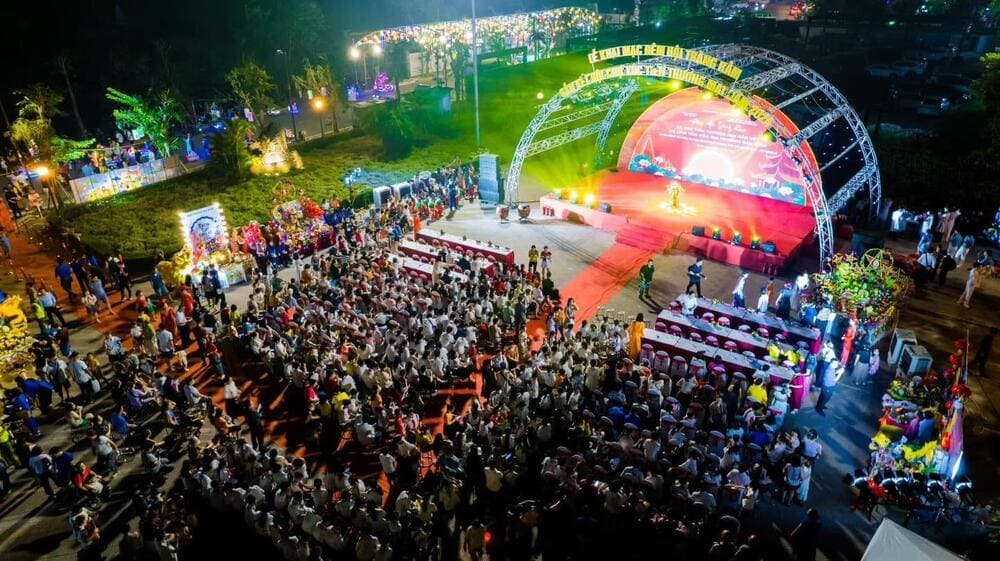 Sự kiện đêm hội trăng rằm (Nguồn: Thông tấn xã Việt Nam)